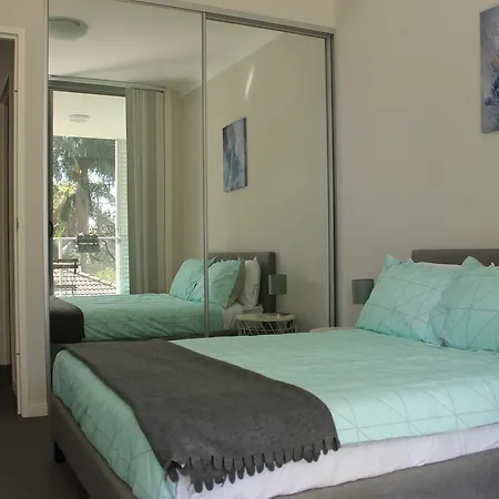 Enjoyable Holiday Home For Group Six Waitara Exterior photo